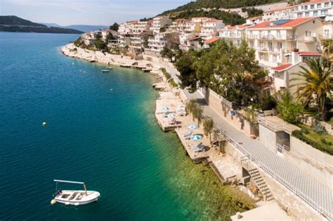 Villa nova neum je mali obiteljski hotel koji je se nalazi u mirnom dijelu neuma, oko 500 metara od gradskog središta. HOTEL VILLA NOVA (Neum, Bosnia e Erzegovina): Prezzi 2019 ...