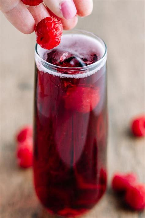 Champagne Mocktail – How To Make Non Alcoholic Champagne Punch – Easy