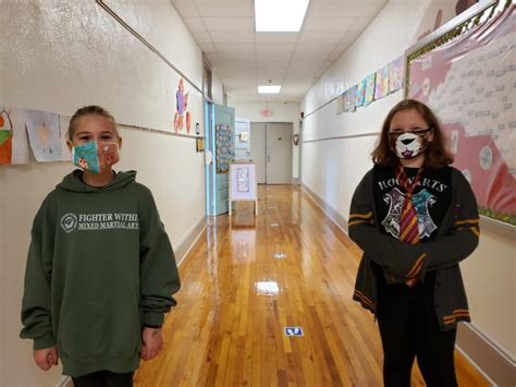5th Grade Mask Decorating Contest Saluda Elementary School