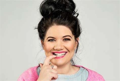 Comedian Tanya Hennessy Just Launched Her Own Makeup Line Beautycrew