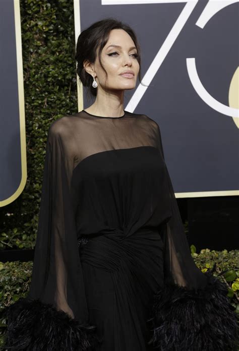 Angelina Jolie Golden Globe Awards 2018