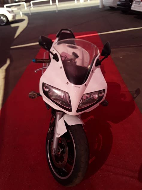 The sleek fairing is providing extra weather protection and makes. 2007 Suzuki SV650S | Junk Mail