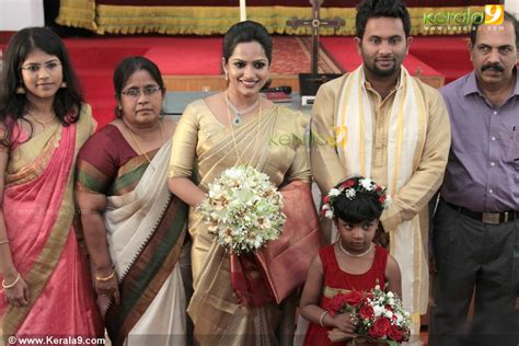 Aju varghese is an indian film actor who appears in the malayalam cinema. Aju varghese marriage photos 14140 - Kerala9.com