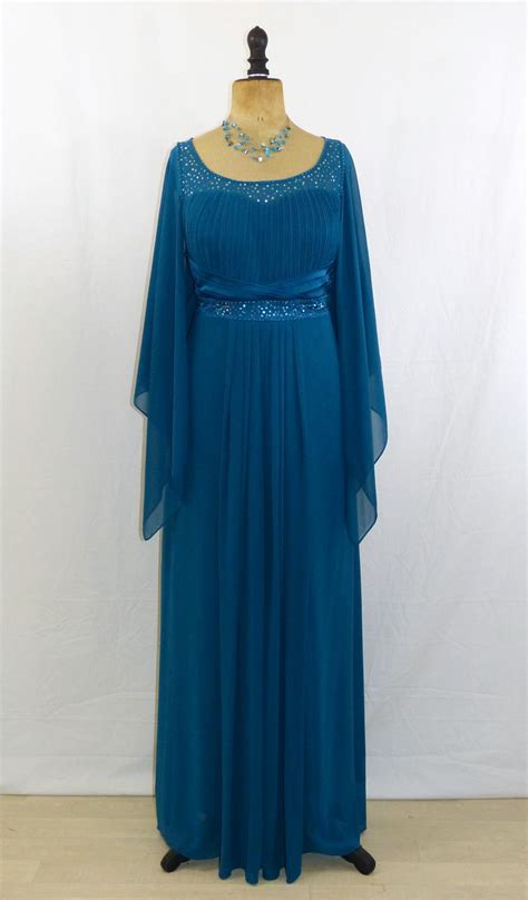 Robe de soirée mariée orientale location lyon. La mode des robes de France: Robe de soiree orientale ...