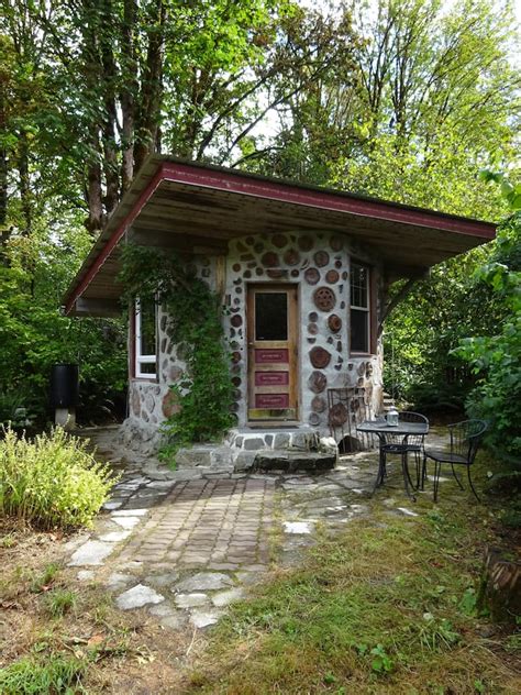 Sojourn Cabin At Feral Farm Tiny Houses For Rent In Rockport
