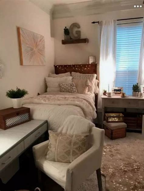 24 Stylish Dorm Room Ideas And Decor Essentials 15 Small Apartment