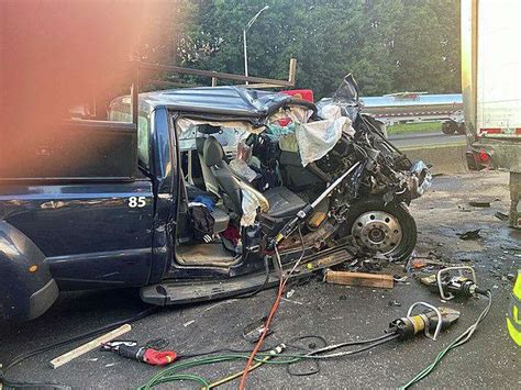 Southbound I 95 Lanes Reopen After Multi Vehicle Accident