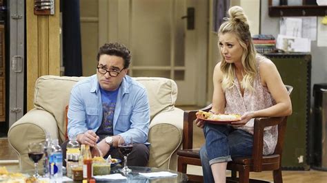 Big Bang Theory Stars Kaley Cuoco And Johnny Galecki Recall Awkward