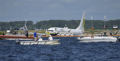 Plane Crashes Into Water