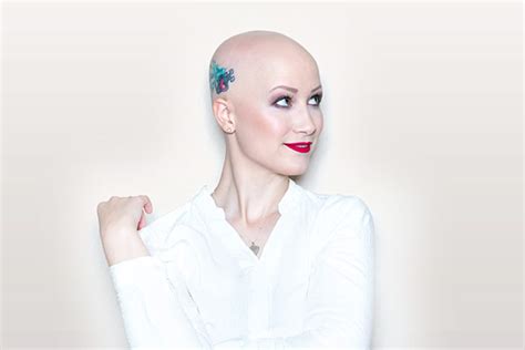 Androgenetische alopezie bei der frau; Alopecia Areata - Tätowieren oder Permanent-Make-up