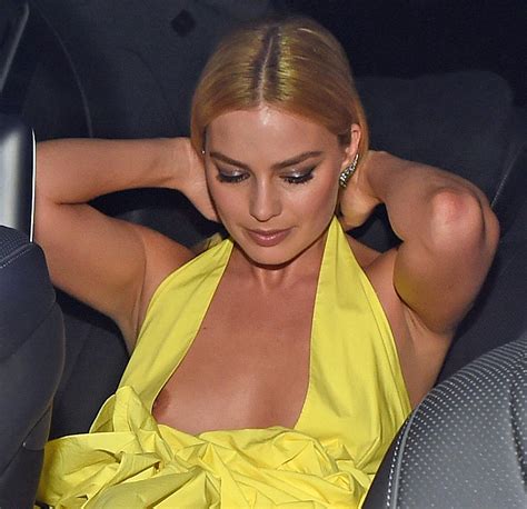 Margot Robbie Tits Slipped Out Of Yellow Dress Scandal Planet
