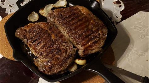 How To Cook Rib Eye Steak In Cast Iron Skillet Youtube