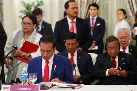 Foto Jokowi Serukan Asean China Berkolaborasi Dalam Konsep Indo Pasifik