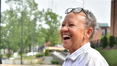 Nikki Giovanni In Knoxville City Honors Poet With Historical Marker