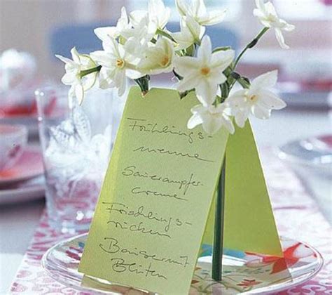Maybe you would like to learn more about one of these? 35 Simple Spring Flower Arrangements, Table Centerpieces ...