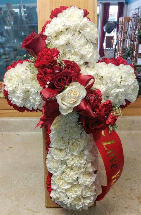 Find examples of short funeral flower messages, sympathy card messages, religious when ordering funeral flowers, you will normally be allowed to choose a small card that will go with them. Rich red around elegant white - By Forget - Me-Nof Flowers ...