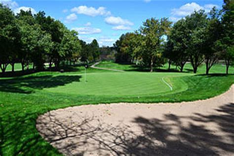 To old oaks country club founded in 1925 and situated on about 200 picturesque acres in purchase, ny, old oaks is one of united states premier member owned private country clubs. Old Oak Country Club - Chicago Golf Course Review