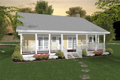 Small Ranch House Plan Two Bedroom Front Porch 109 1010