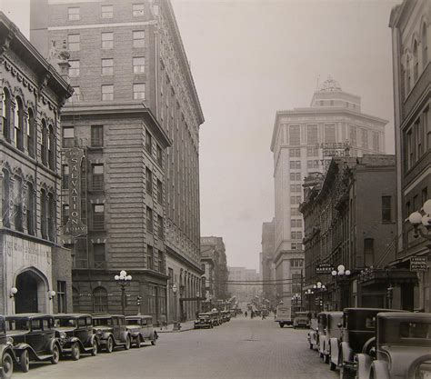 Pearl St Looking East History Grand Rapids