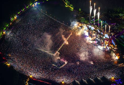 Road to tomorrowland belgium 2021. Tomorrowland besucher | Defqon.1 Festival