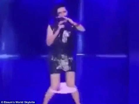 Spanish Comedian Silvia Abrils Pink Knickers Fall Down During Dance Routine Daily Mail Online