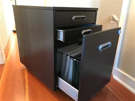 File cabinet under desk ✅. Rolling under desk file cabinet--lockable Oak Bay, Victoria