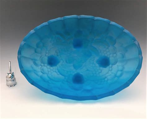Vintage Indiana Blue Satin Glass Centerpiece Bowl Large Fruit Bowl Garland Pattern Hard To