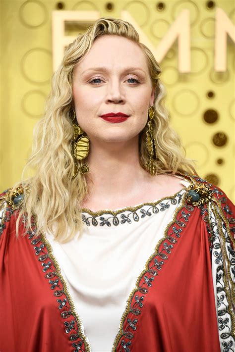 Gwendoline Christie Served Serious Lannister Vibes At The 2019 Emmys Glamour
