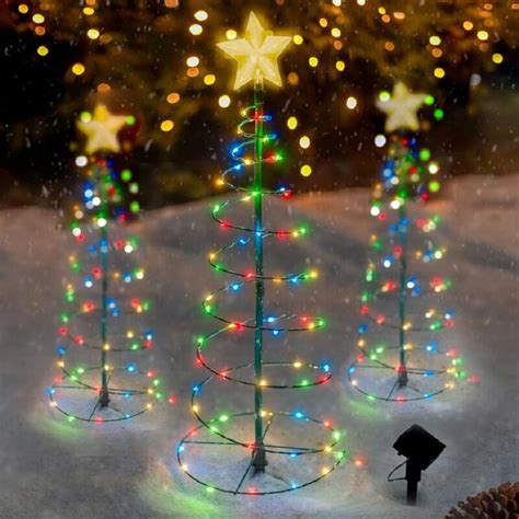 Best Outdoor Christmas Lights For The Best Neighborhood Display