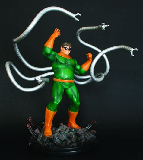 Wipple, the octopus is a criminal scientist with the beak of an octopus and four massive tentacles growing out of his torso. FEB101497 - DR OCTOPUS STATUE - Previews World