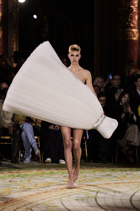 Viktor And Rolf Creates Rotated Ballgowns For Paris Couture Week Designlab