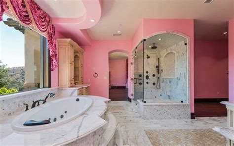 Jeffree Star House Inside Heres What The Inside Of Jeffree Stars 36m House Looks