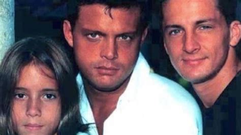 Se rumora que tenía que ver con la relación que mantenía el último con una joven sergio basteri se ha mantenido alejado de la vida pública, pero se menciona que tiene un hijo y este año cumplió 34 años. Netflix | "Luis Miguel, la serie": ¿Qué pasó con Sergio ...