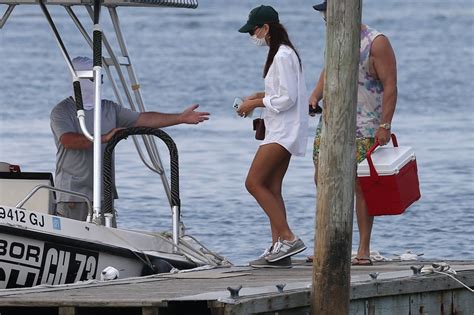 Emily Ratajkowski On A Large Boat In Long Island 08122020 Celebmafia