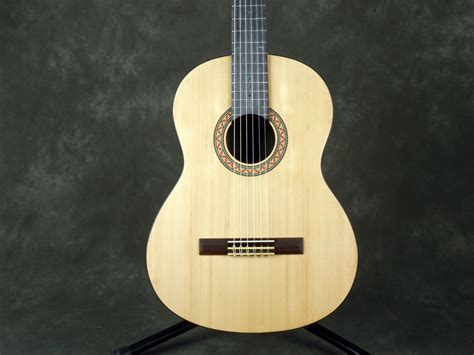 Yamaha C40M Classical Guitar Natural 2nd Hand Rich Tone Music