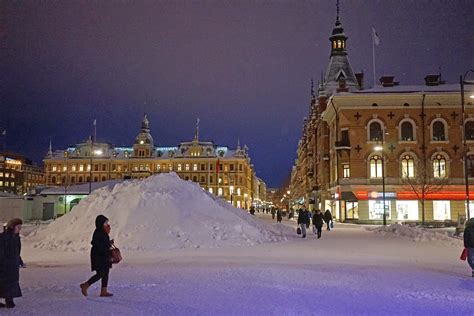 På snö, under riktiga vinterförhållanden kan de dubbfria. Sundsvallsbilder.com: Vinter i Sundsvall