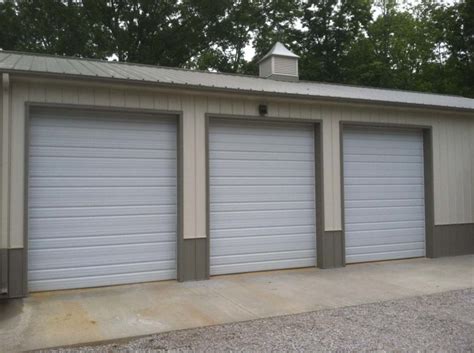 Because we are dedicated to quality, we carry at jgs overhead door systems, we are one of the leading dealers of overhead residential, commercial and industrial garage doors in the area. Overhead Door Systems Gallery | Auburn, AL | Auburn Door ...