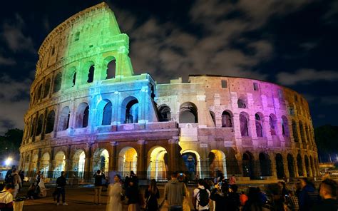 Book Colosseum Night Tours After Dark Tour Of The Roman Amphitheatre