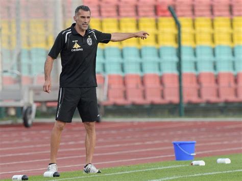 باشگاه فوتبال دینامو برلینر (fa); BFC Dynamo verpasst große Chance - Berlin.de