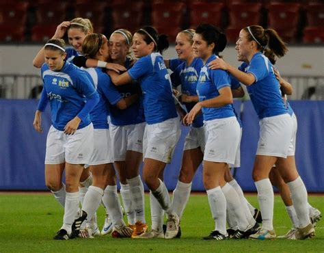 Logo maker is the #1 logo design company worldwide. FCZ Frauen: Samstag - Heimspieltag - News - FCZ