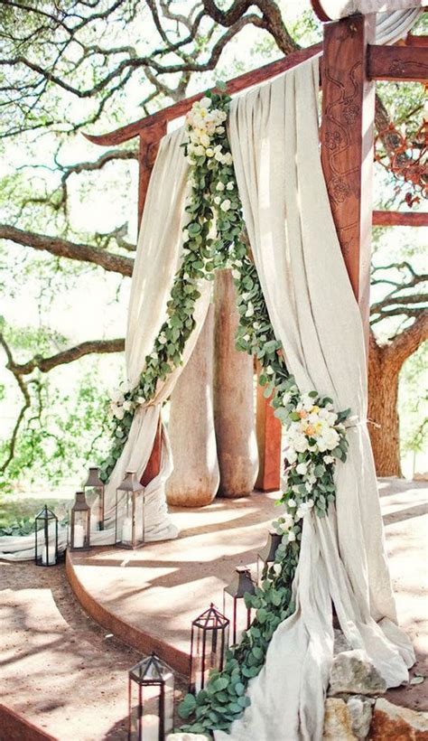 20 Charming Boho Wedding Ideas for 2018 Trends - EmmaLovesWeddings