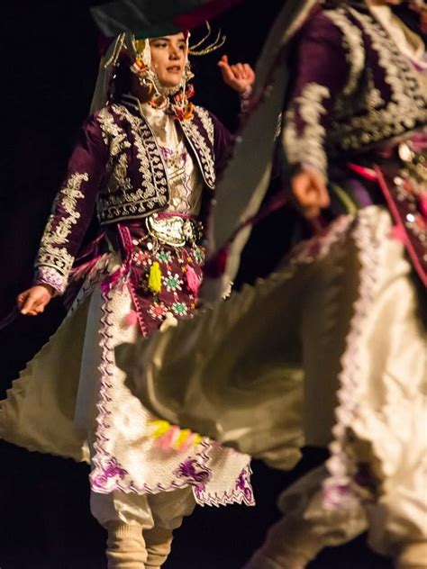 traditional turkish folk dance and costume kıyafet giysiler kadın
