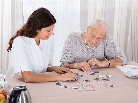 The Benefit Of In Home Care For A Parent Living With Dementia