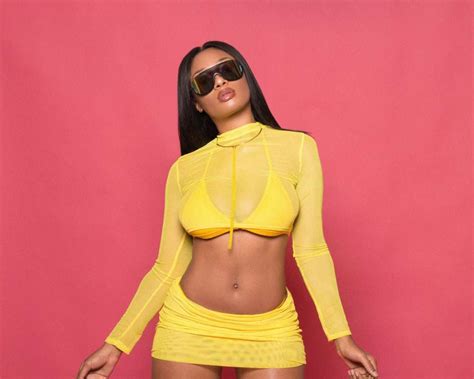 Megan Thee Stallion Catches Wind Of Drayas Foot Shooting