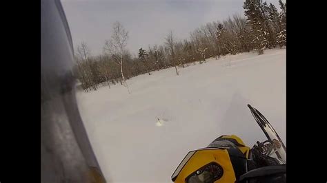 Snowmobile Carving In Deep Snow Youtube