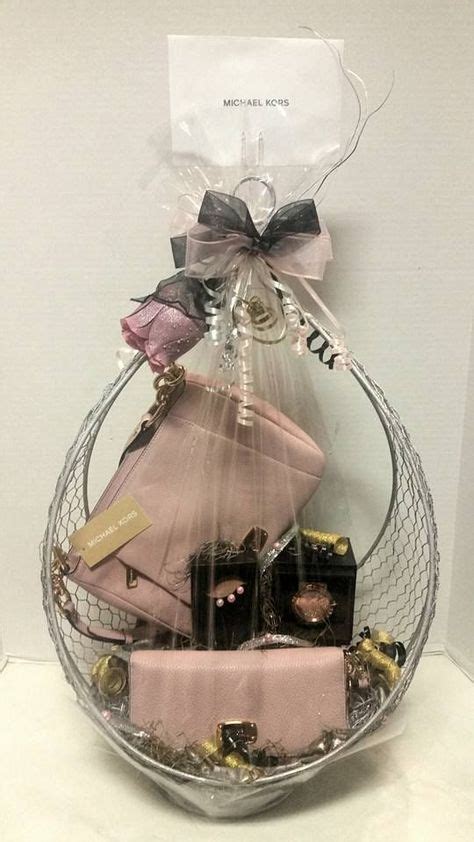 Moët rosé impérial & gourmet nibbles: "Mk" themed luxury gift basket lashellsfgb.com in 2020 ...