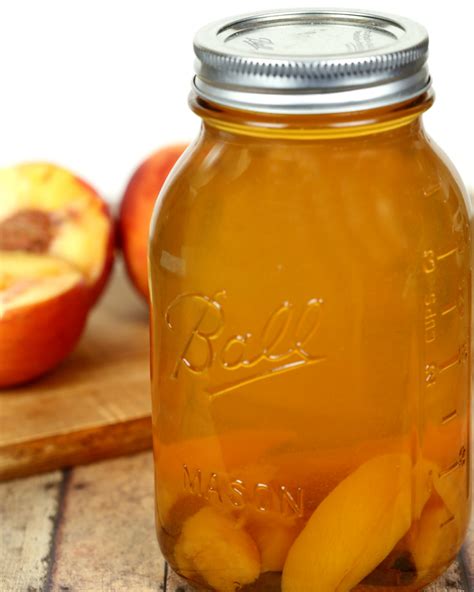 Easy Moonshine Recipes {The Ultimate Guide} | It Is a Keeper