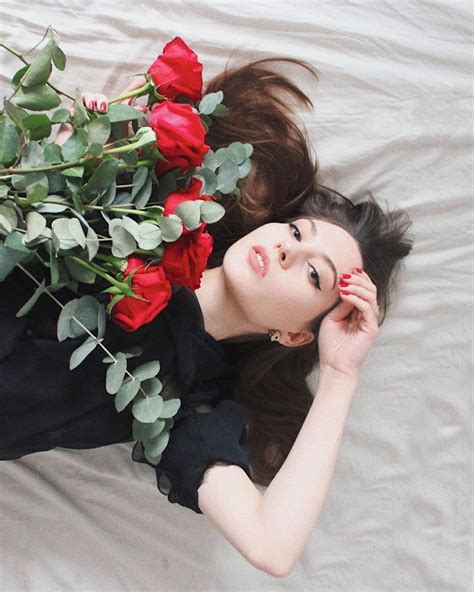 Magdalena Pawlasek Na Instagramie „• Bedtime Roses •