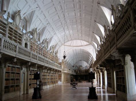 A Guia Turística Biblioteca Do Palácio Convento De Mafra Mafra