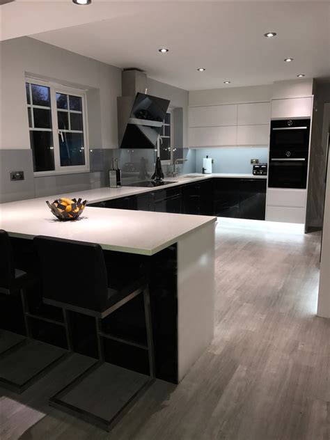 Knocking out kitchen wall for breakfast bar#kitchen #demolition #breakfast. Over garage extension. Kitchen knock through | CM Projects